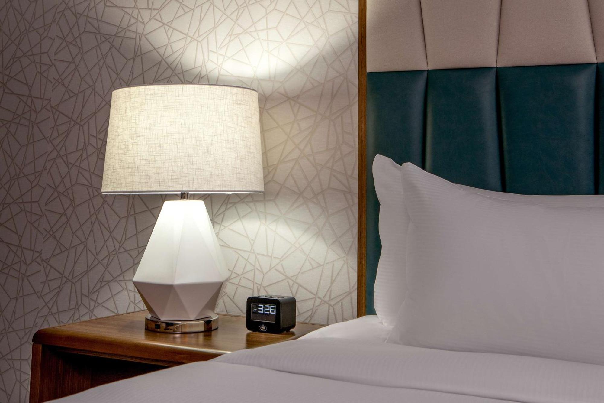 Hotel Doubletree By Hilton Boston/Westborough Exterior foto
