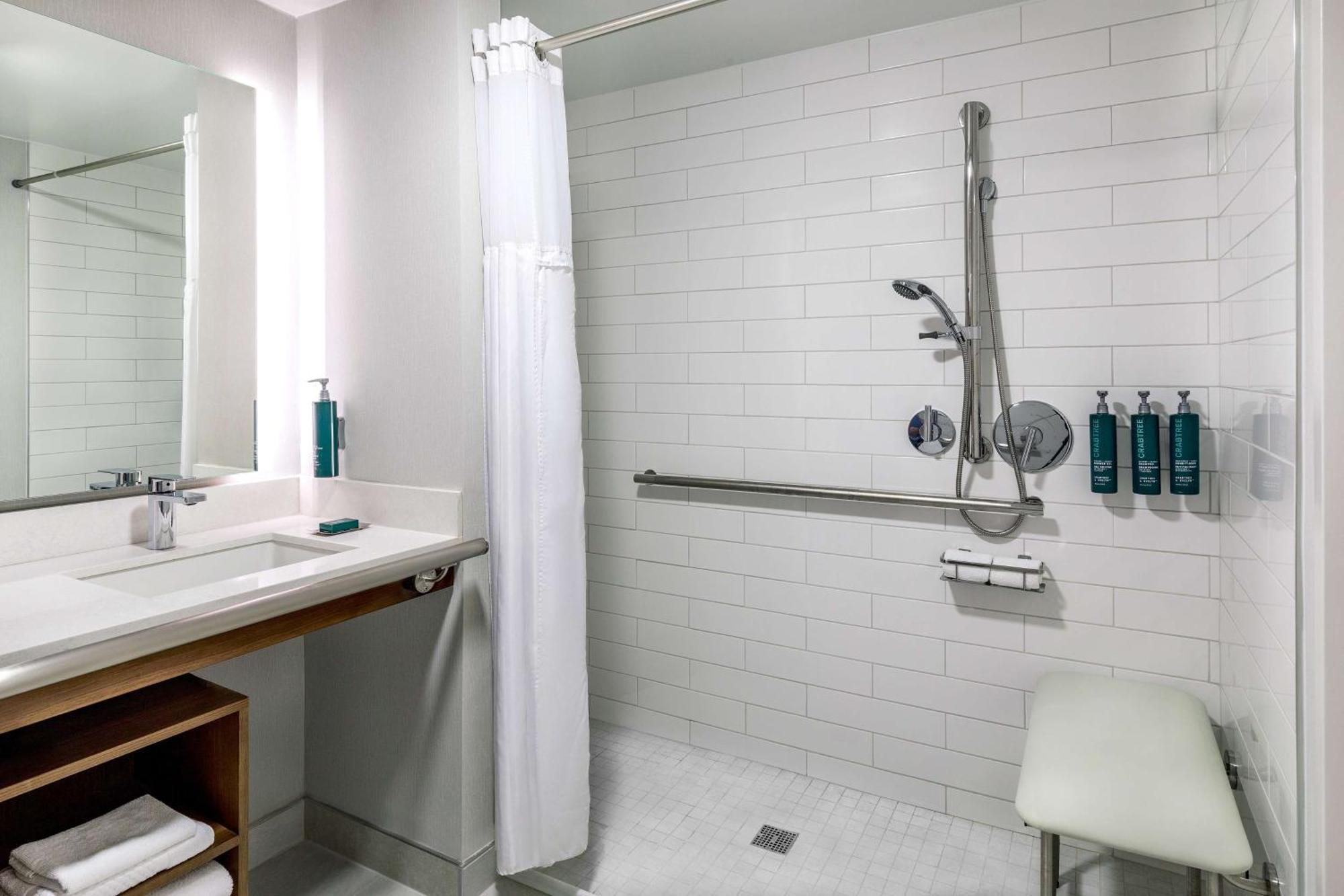 Hotel Doubletree By Hilton Boston/Westborough Exterior foto