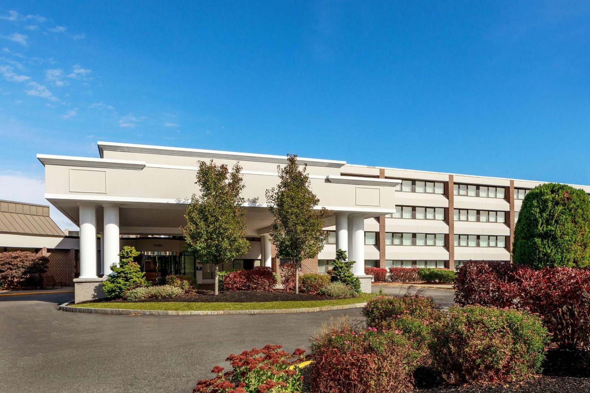 Hotel Doubletree By Hilton Boston/Westborough Exterior foto